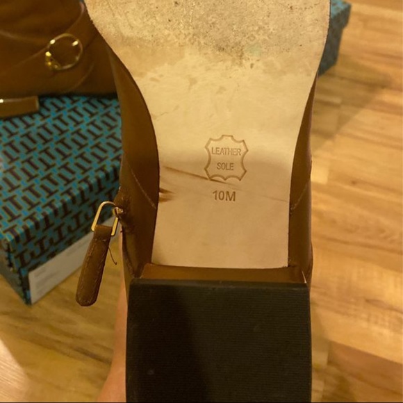 Boot - Picture 4 of 5